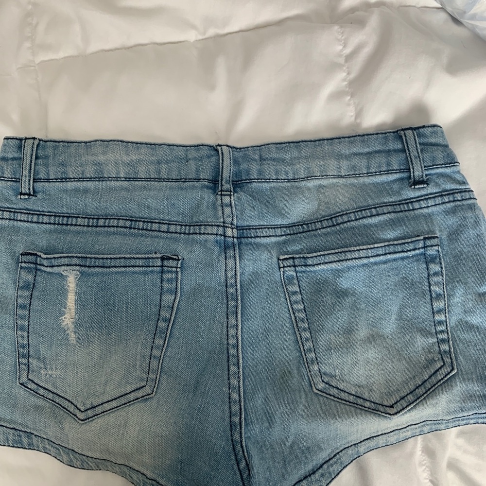 Forever 21 shorts - Picture 2 of 2